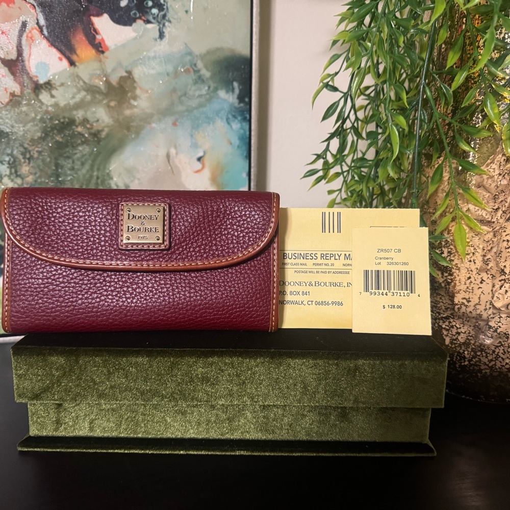 Dooney & Bourke Burgundy Leather Wallet / NWT